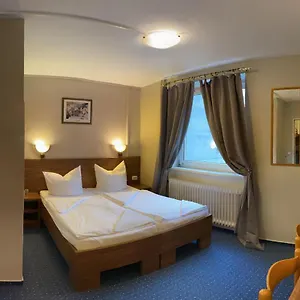 Hotell Ansbach Am Kadewe, Berlin